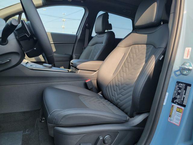 new 2026 Kia Sportage Hybrid car, priced at $35,676