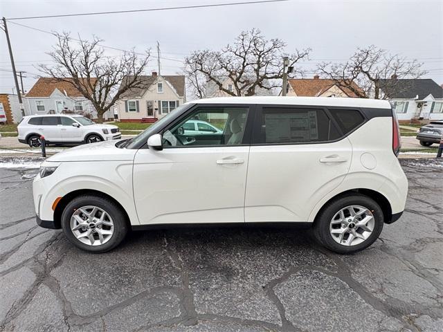 new 2025 Kia Soul car, priced at $21,435