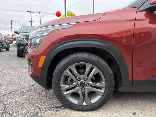 used 2023 Kia Seltos car, priced at $20,664