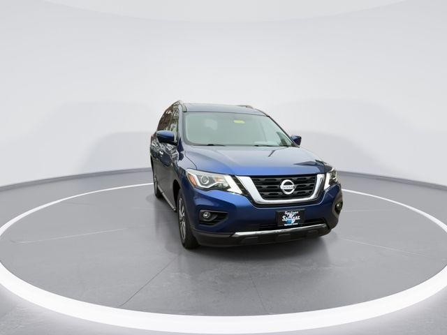 used 2017 Nissan Pathfinder car, priced at $12,906