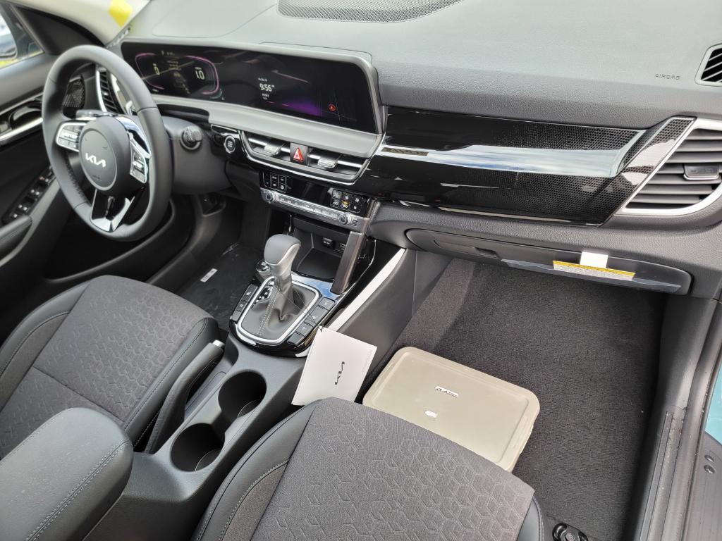 new 2026 Kia Seltos car, priced at $27,835
