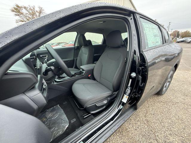 new 2025 Kia K4 car, priced at $23,422