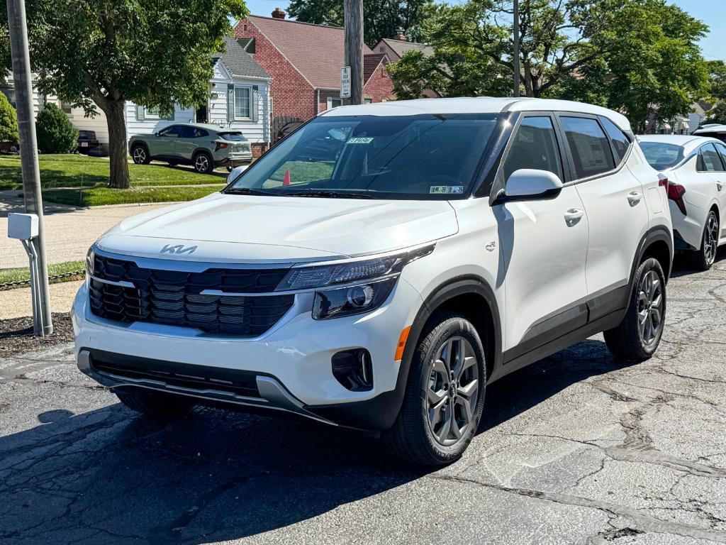 new 2025 Kia Seltos car