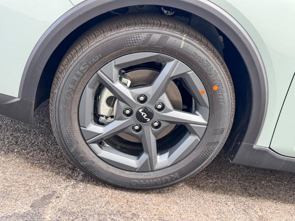 new 2025 Kia K4 car, priced at $23,665