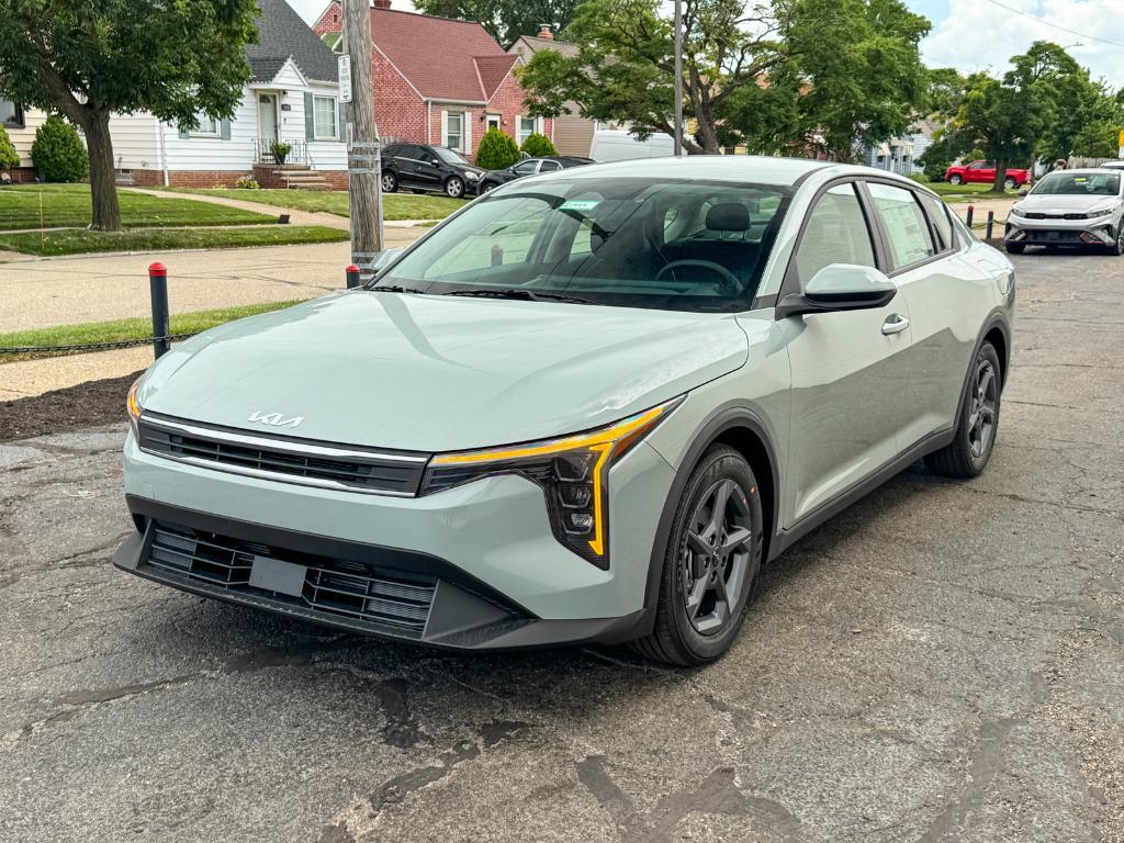 new 2025 Kia K4 car, priced at $23,665