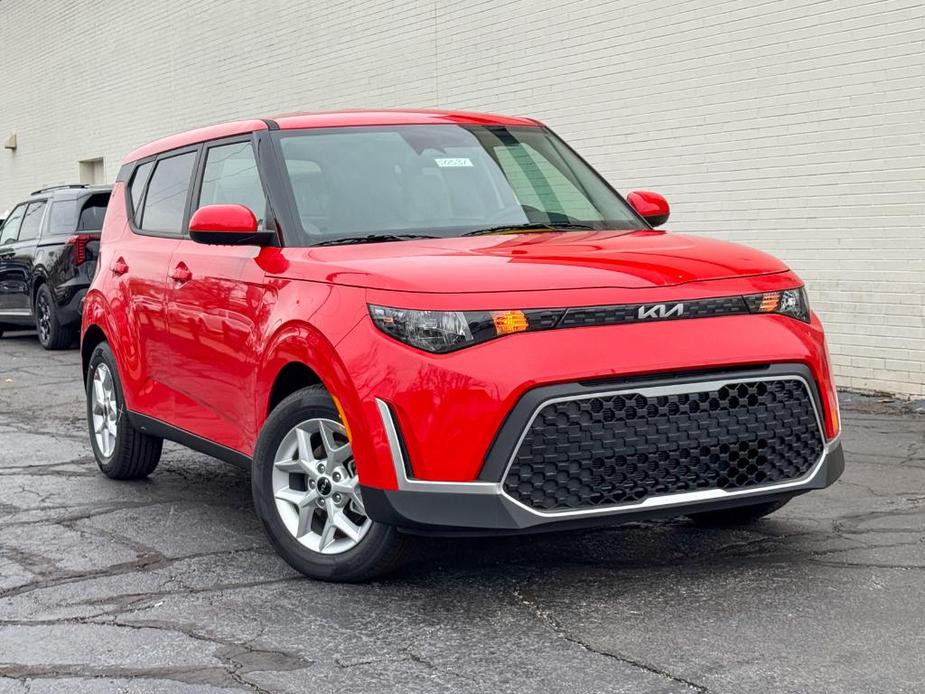 new 2025 Kia Soul car, priced at $21,090