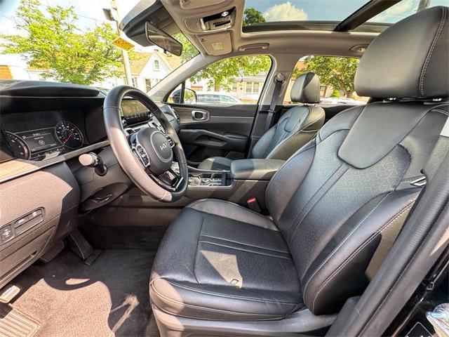 used 2022 Kia Sorento car, priced at $28,127