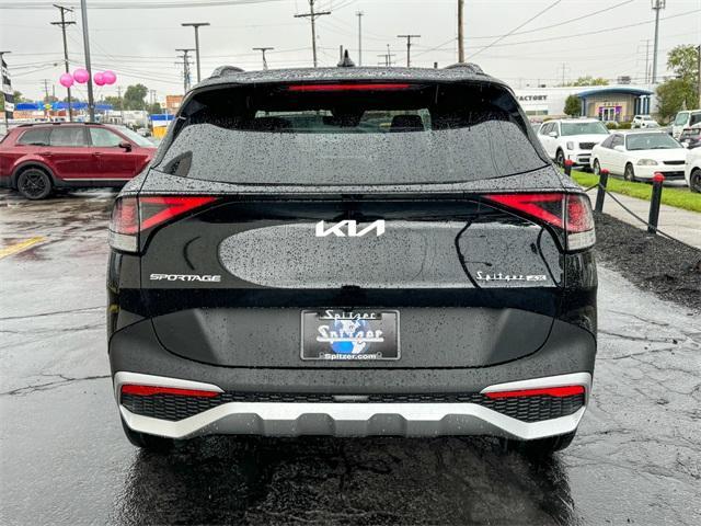 new 2025 Kia Sportage car, priced at $35,900