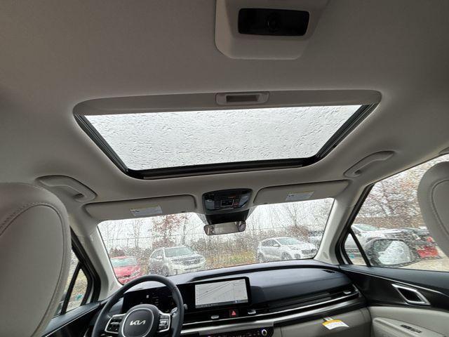 new 2026 Kia Carnival Hybrid car, priced at $48,793