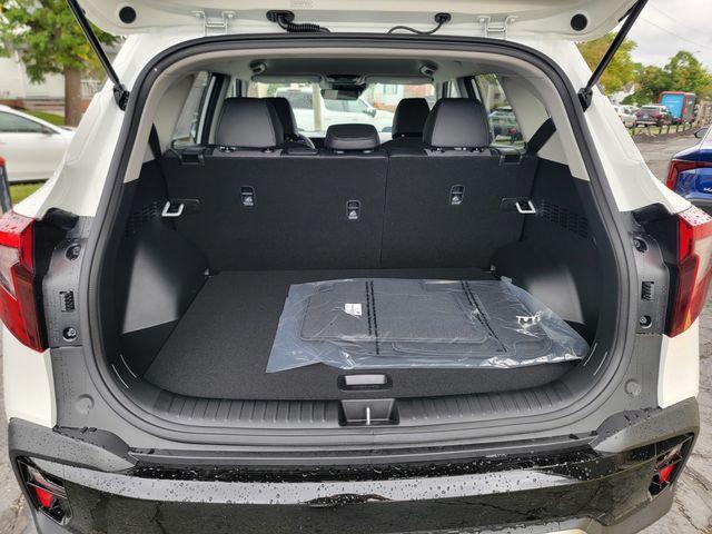 new 2026 Kia Seltos car, priced at $27,771