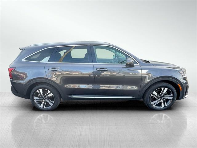 used 2022 Kia Sorento Hybrid car, priced at $30,852