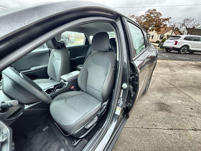 new 2025 Kia K4 car, priced at $23,422
