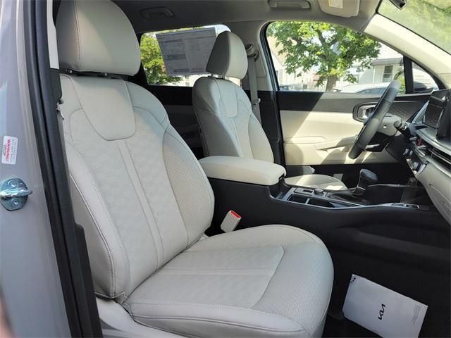 new 2026 Kia Sorento car, priced at $39,092