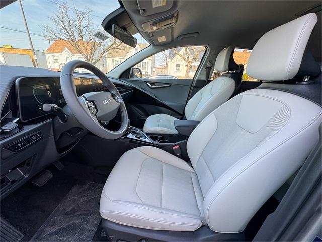 new 2025 Kia Niro car, priced at $30,360