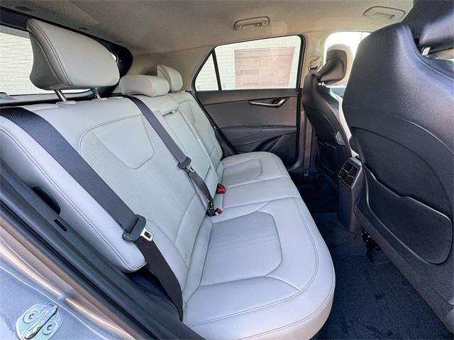 new 2025 Kia Niro car, priced at $30,360