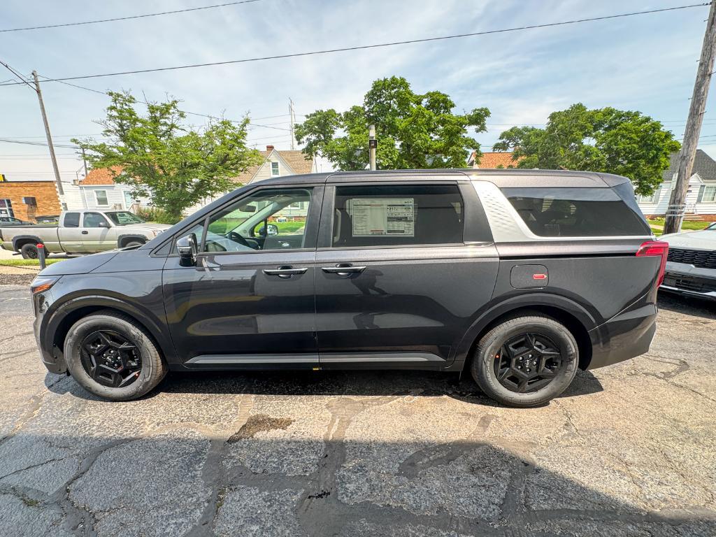 new 2026 Kia Carnival car, priced at $38,425