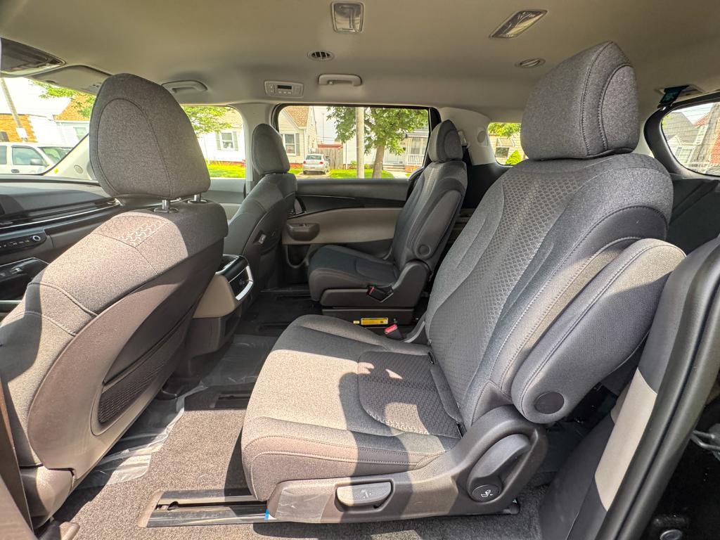 new 2026 Kia Carnival car, priced at $38,425