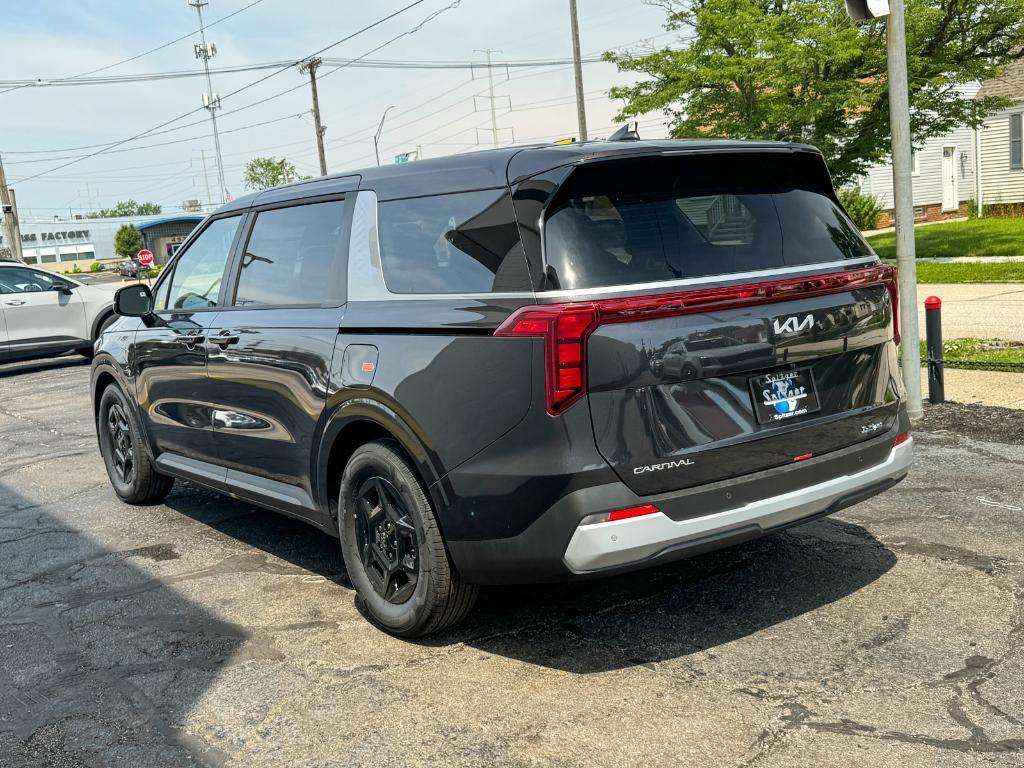 new 2026 Kia Carnival car, priced at $38,425