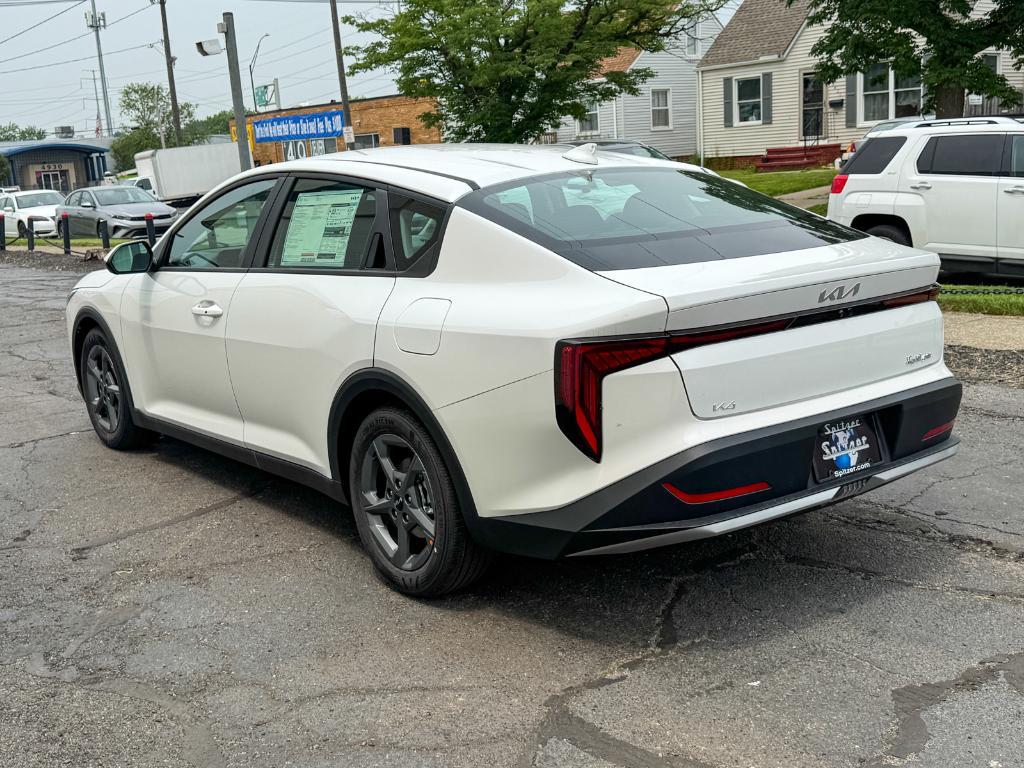 new 2025 Kia K4 car