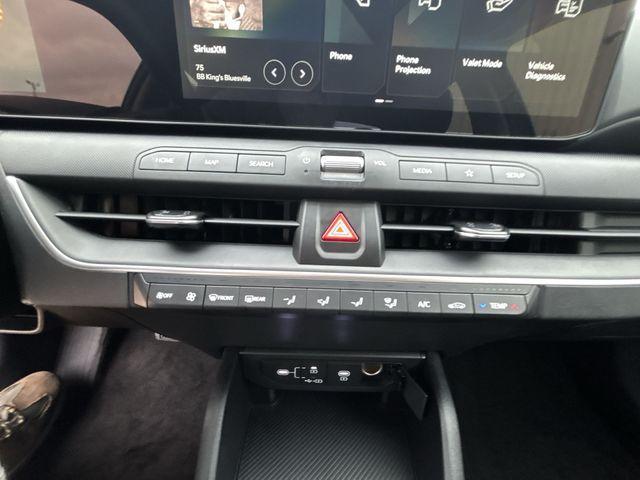 new 2025 Kia K4 car, priced at $23,422