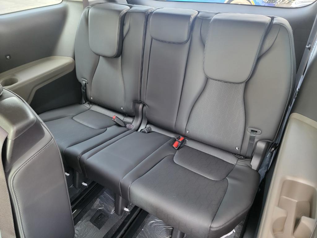 new 2026 Kia Carnival car, priced at $39,346