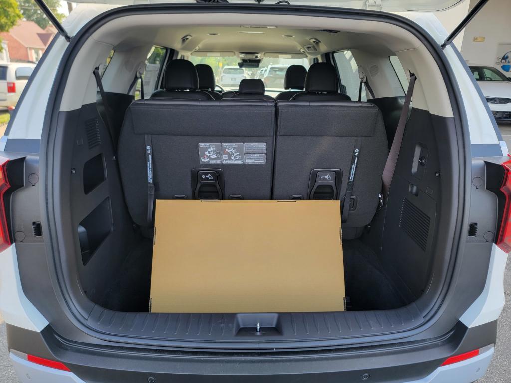 new 2026 Kia Carnival car, priced at $39,346