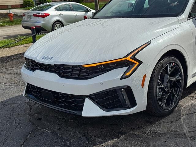 new 2025 Kia K5 car, priced at $32,940