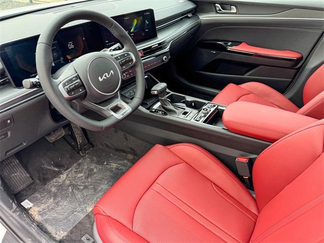 new 2025 Kia K5 car, priced at $32,940