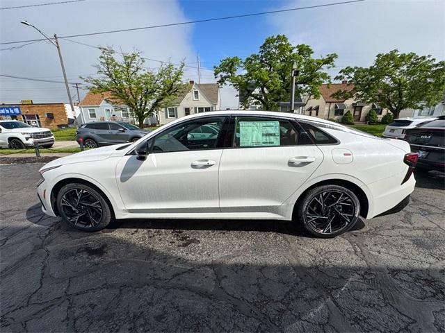 new 2025 Kia K5 car, priced at $32,940