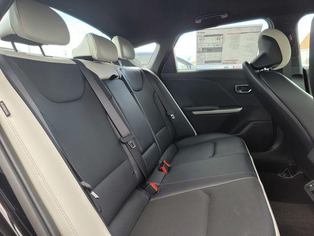 new 2025 Kia K4 car, priced at $26,914