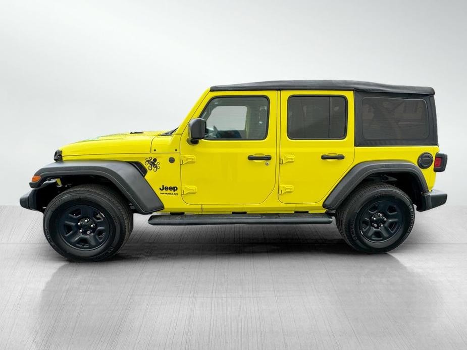 used 2022 Jeep Wrangler Unlimited car, priced at $35,227