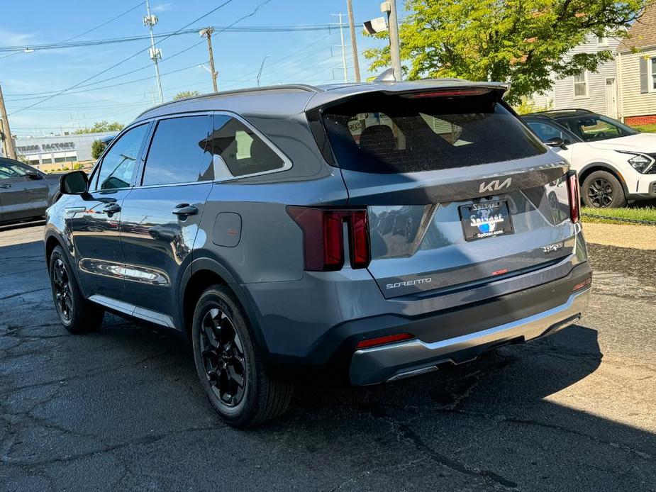 new 2025 Kia Sorento car, priced at $35,190