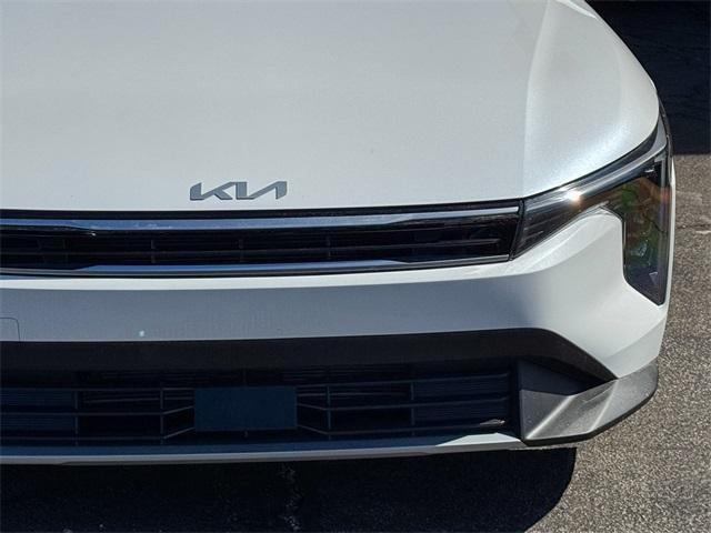 new 2025 Kia K4 car