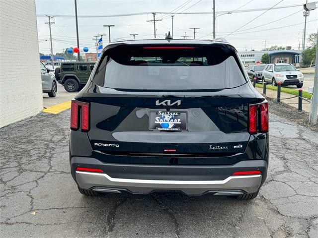 new 2025 Kia Sorento car, priced at $37,060