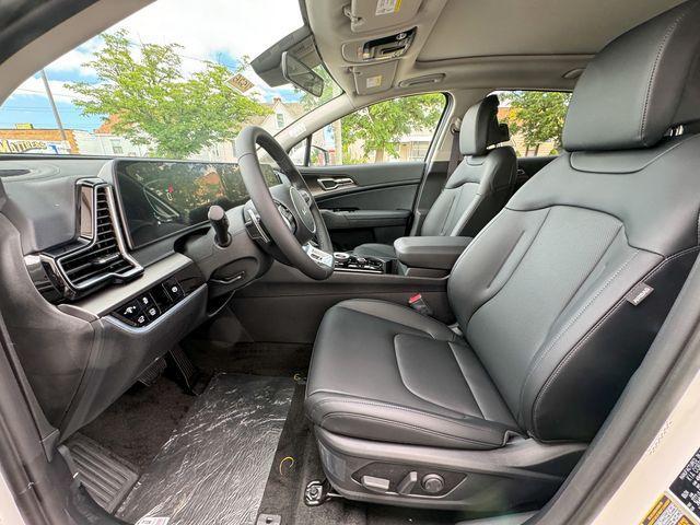 used 2024 Kia Sportage Hybrid car, priced at $35,290