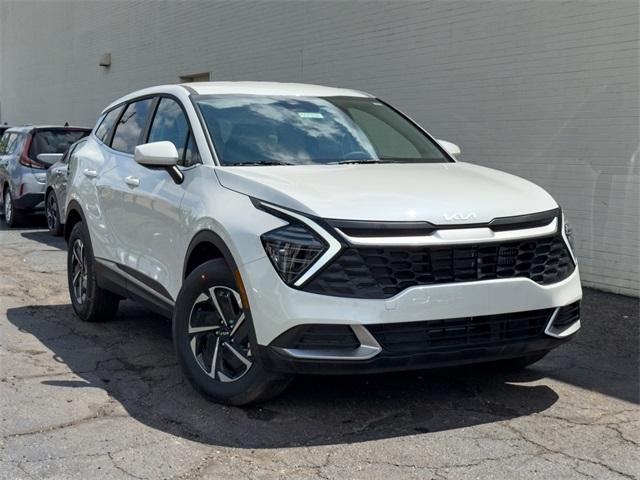 new 2025 Kia Sportage Hybrid car, priced at $32,015
