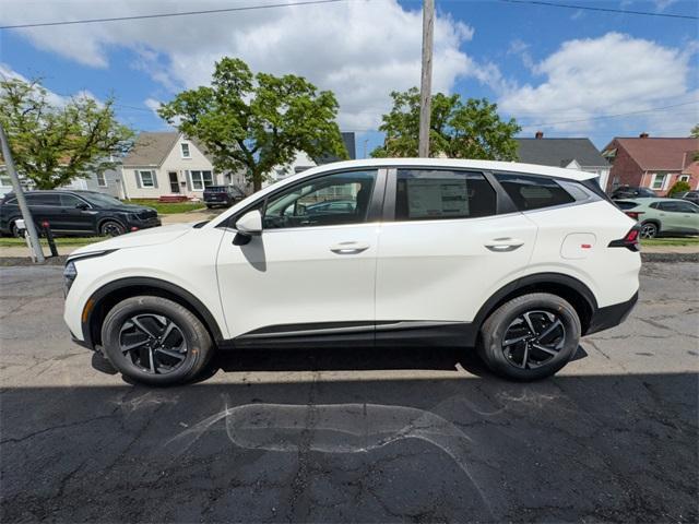 new 2025 Kia Sportage Hybrid car, priced at $32,015