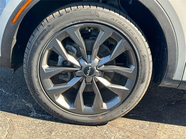 used 2022 Kia Sorento car, priced at $29,736