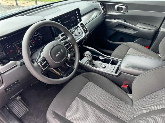 used 2023 Kia Sorento car, priced at $25,716