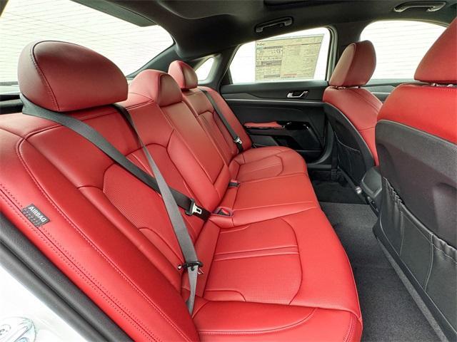 new 2025 Kia K5 car, priced at $32,940