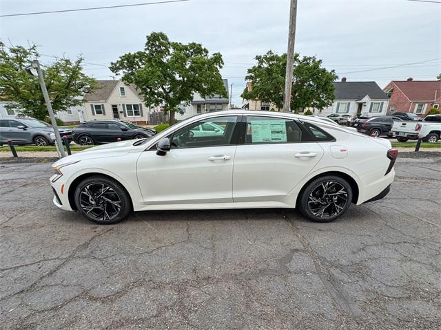 new 2025 Kia K5 car, priced at $32,940