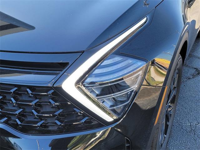 new 2025 Kia Sportage Plug-In Hybrid car, priced at $43,002