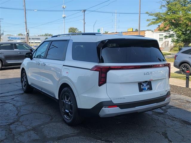 new 2026 Kia Carnival Hybrid car, priced at $44,385