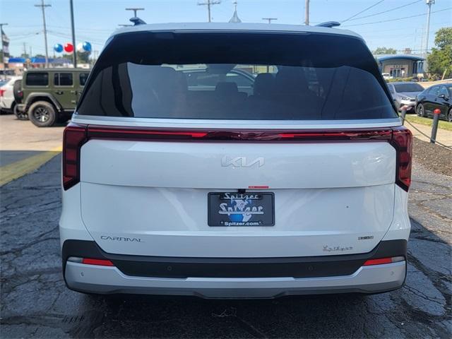 new 2026 Kia Carnival Hybrid car, priced at $44,385