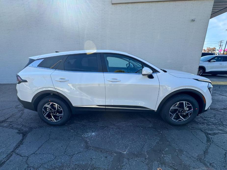 new 2025 Kia Sportage car, priced at $30,435