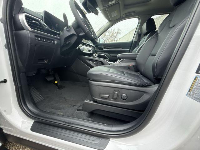new 2025 Kia Telluride car, priced at $41,726