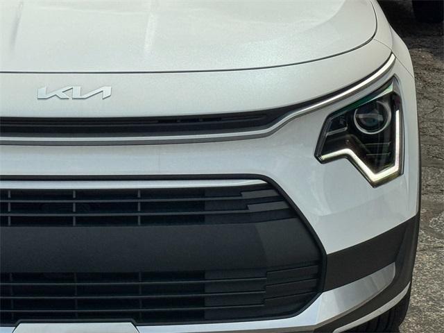 new 2025 Kia Niro car, priced at $27,023