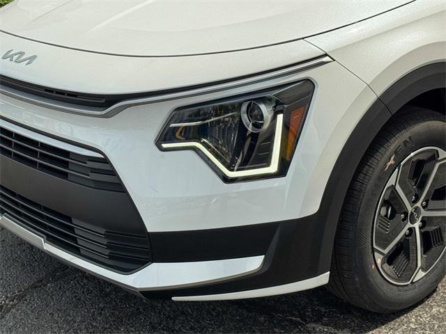 new 2025 Kia Niro car, priced at $27,023