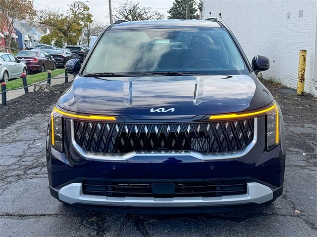 new 2025 Kia Carnival Hybrid car, priced at $43,860