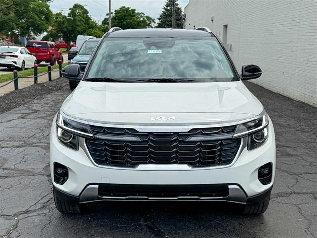 new 2025 Kia Seltos car, priced at $27,920